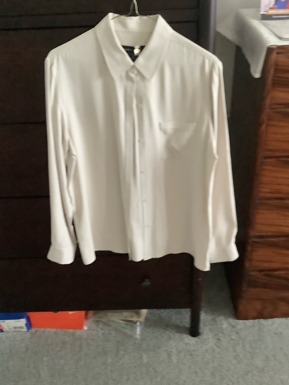 Moda International Men's Cream Long-Sleeve Dress Shirt
